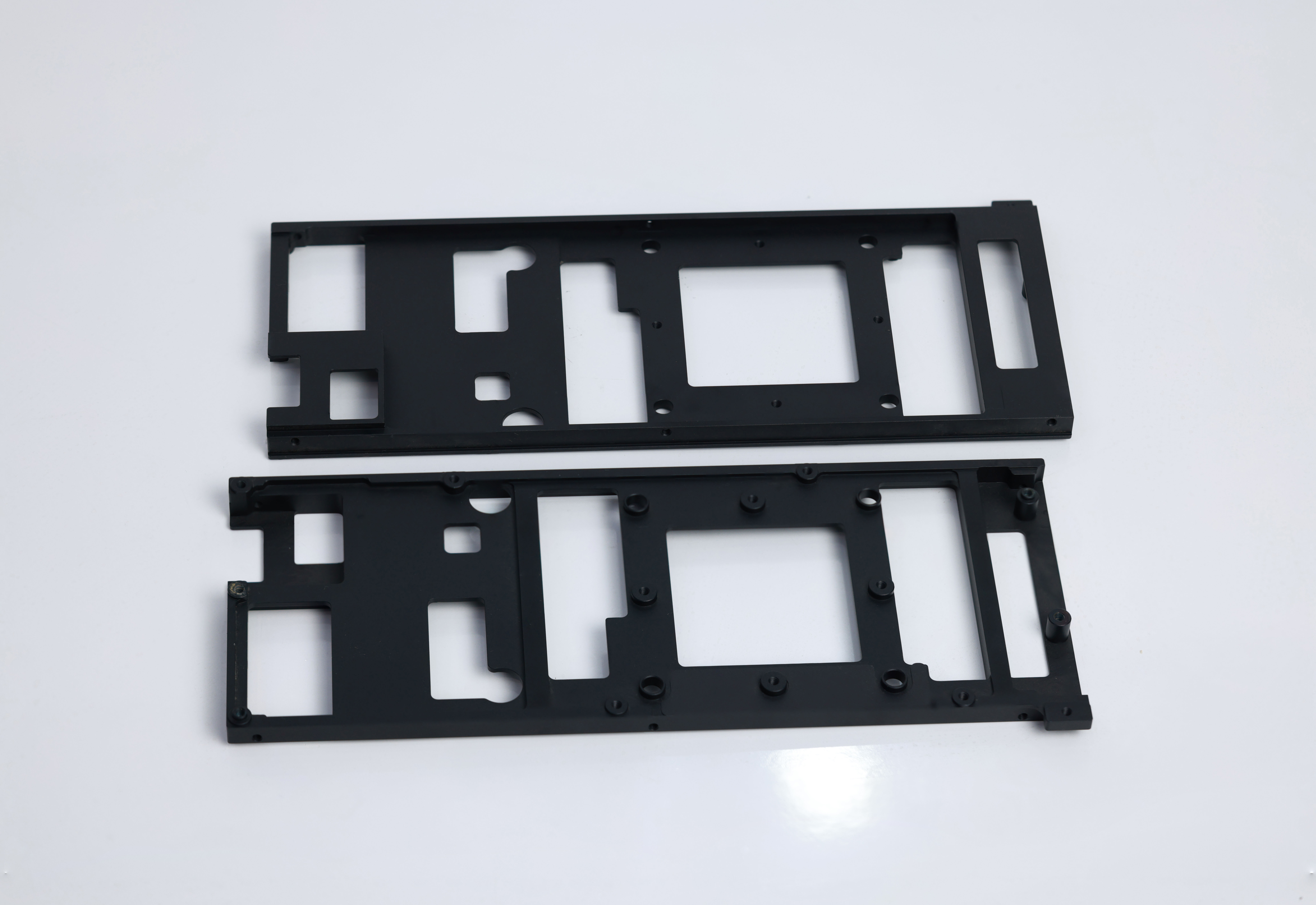 通讯类铝件喷砂阳极黑色